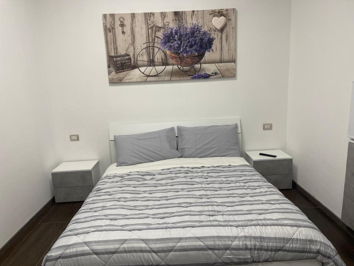 Maura'S B&B Gallarate Ngoại thất bức ảnh